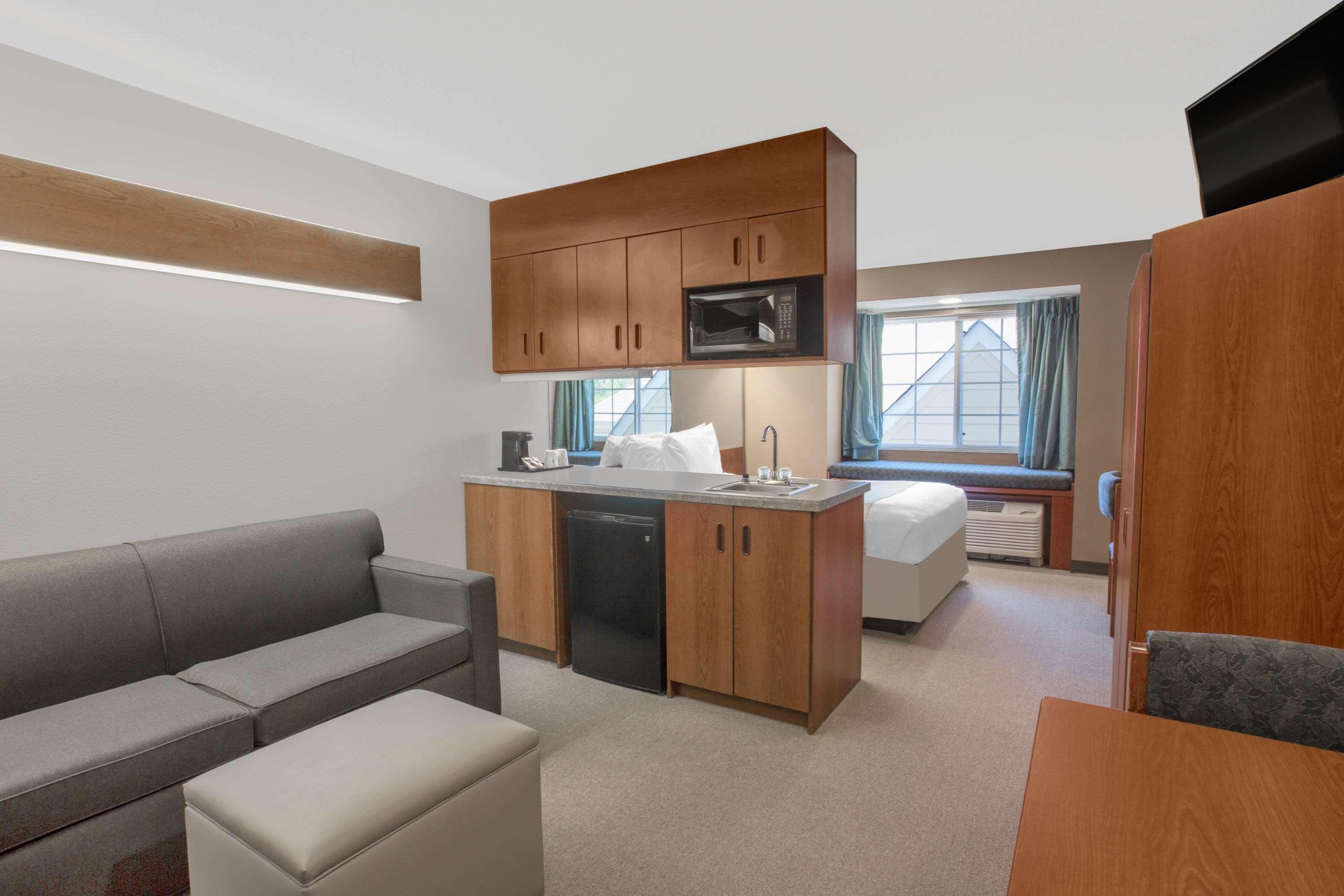 Microtel Inn & Suites By Wyndham Gardendale Εξωτερικό φωτογραφία