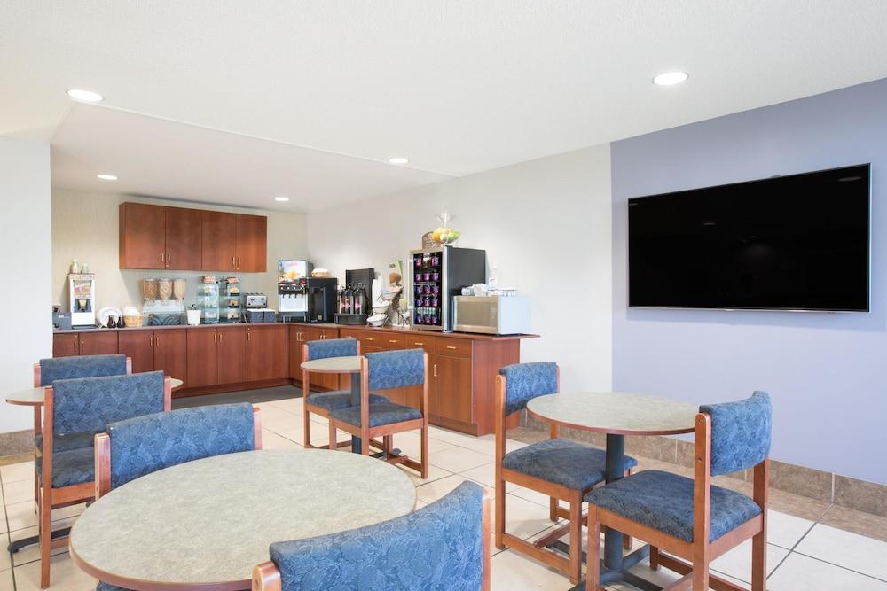 Microtel Inn & Suites By Wyndham Gardendale Εξωτερικό φωτογραφία